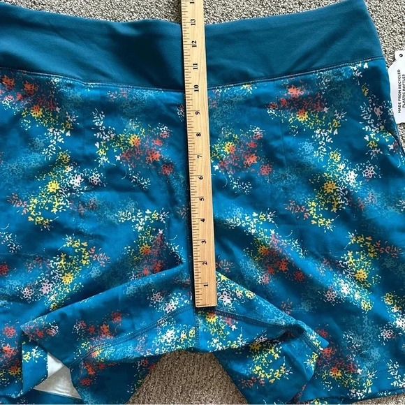 Lands' End Elastic Waist‎ Board Shorts Hybrid Spandex Undershorts Floral Large - Picture 3 of 10